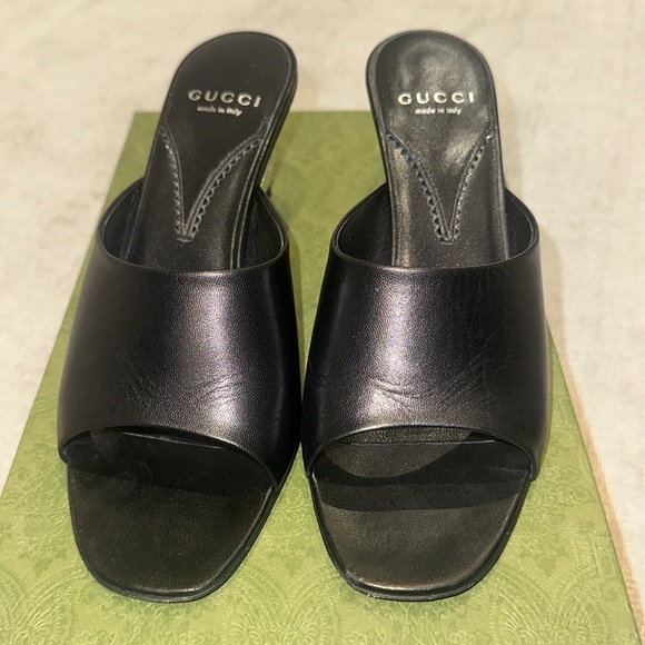 Gucci interlocking G leather mule - Picture 2 of 7